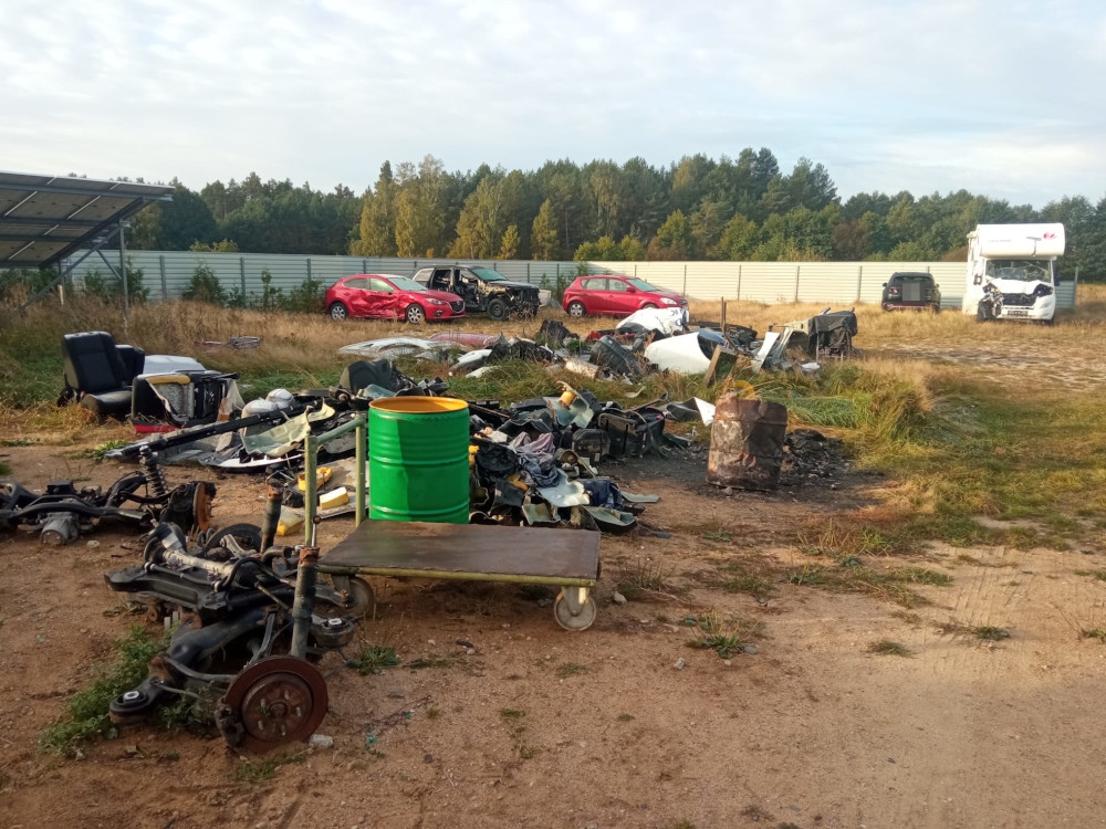 Policja odzyskała skradzione w Niemczech samochody [16.10.2023) - zdjęcie #5 - eOstroleka.pl