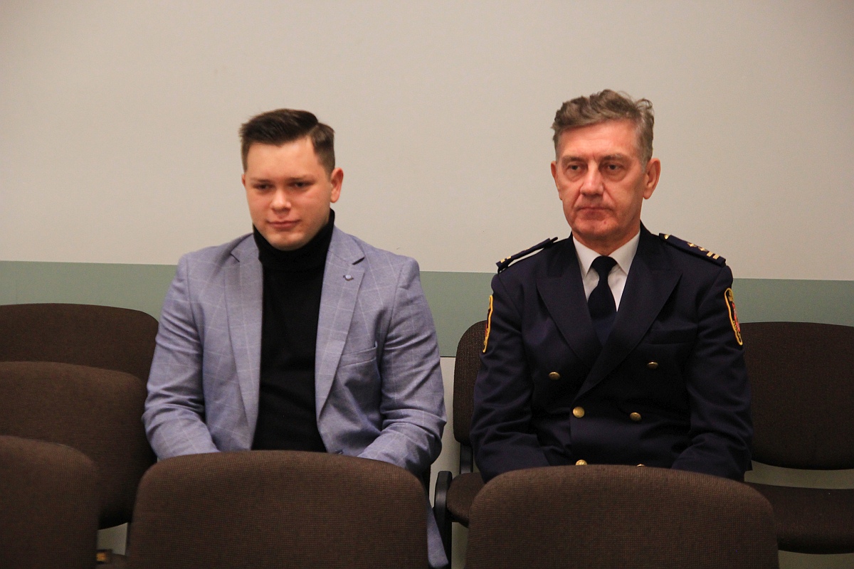 Ślubowanie Młodzieżowej Rady Miasta Ostrołęki III kadencji [17.10.2023] - zdjęcie #55 - eOstroleka.pl