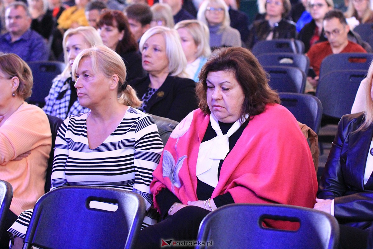 Konferencja Profilaktyczna „Koalicja dla bezpieczeństwa. Nie tylko dla nastolatków [17.10.2023] - zdjęcie #31 - eOstroleka.pl