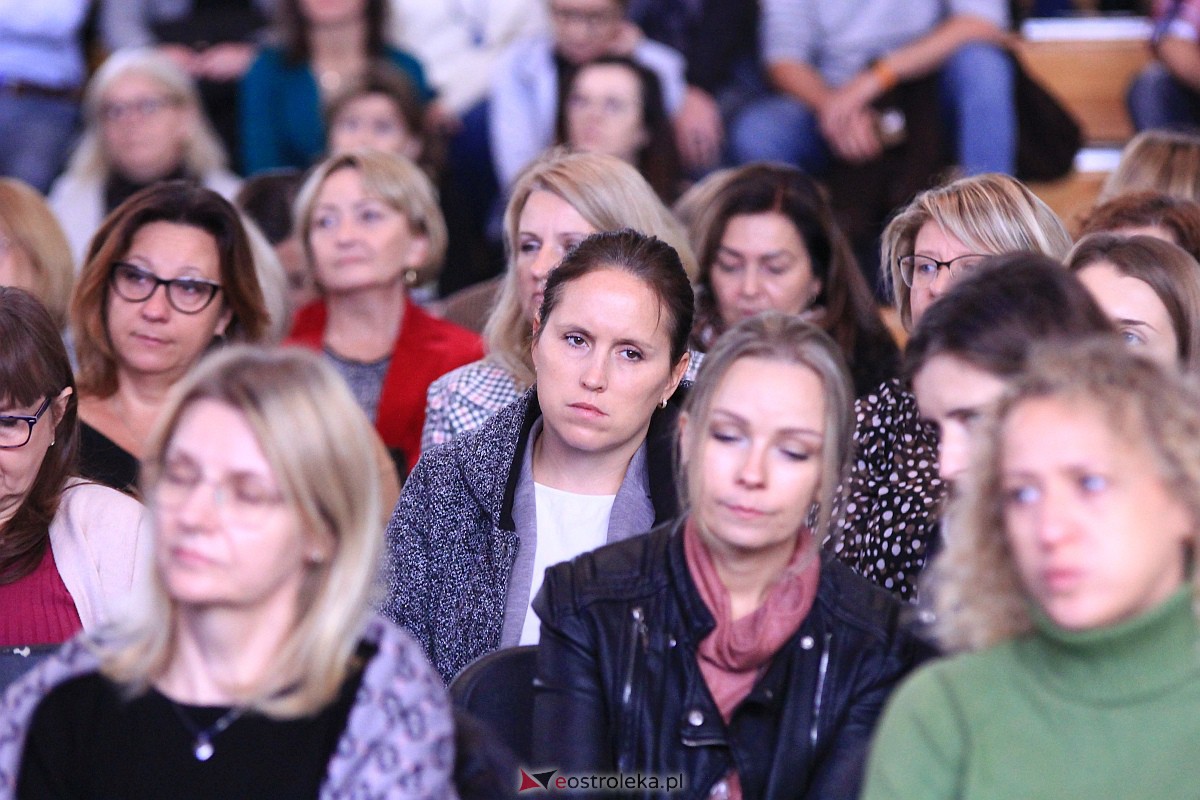 Konferencja Profilaktyczna „Koalicja dla bezpieczeństwa. Nie tylko dla nastolatków [17.10.2023] - zdjęcie #19 - eOstroleka.pl