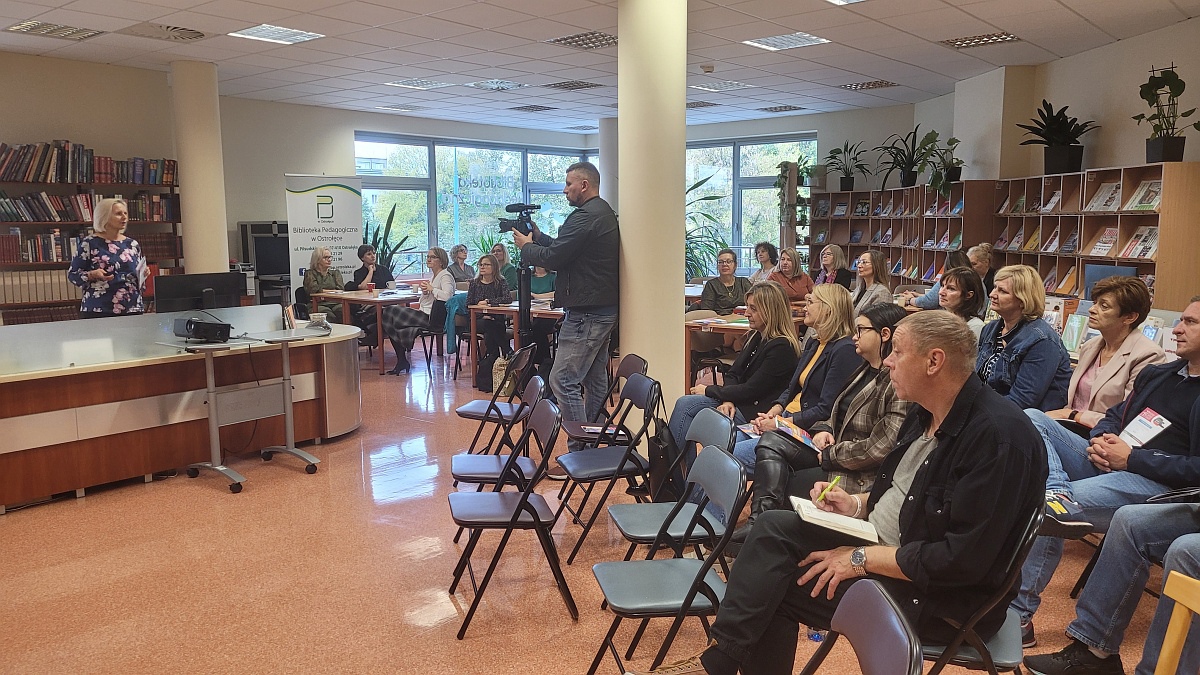 Szkolenie dla nauczycieli w Bibliotece Pedagogicznej. Jak zachęcić uczniów do aktywności fizycznej? [18.102023] - zdjęcie #4 - eOstroleka.pl