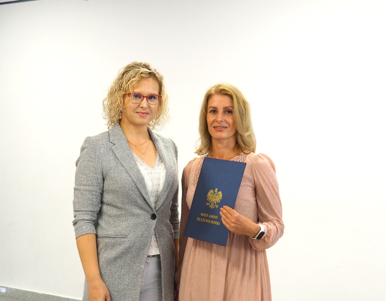 Olszewo-Borki: Nagrody wójta dla nauczycieli - zdjęcie #3 - eOstroleka.pl