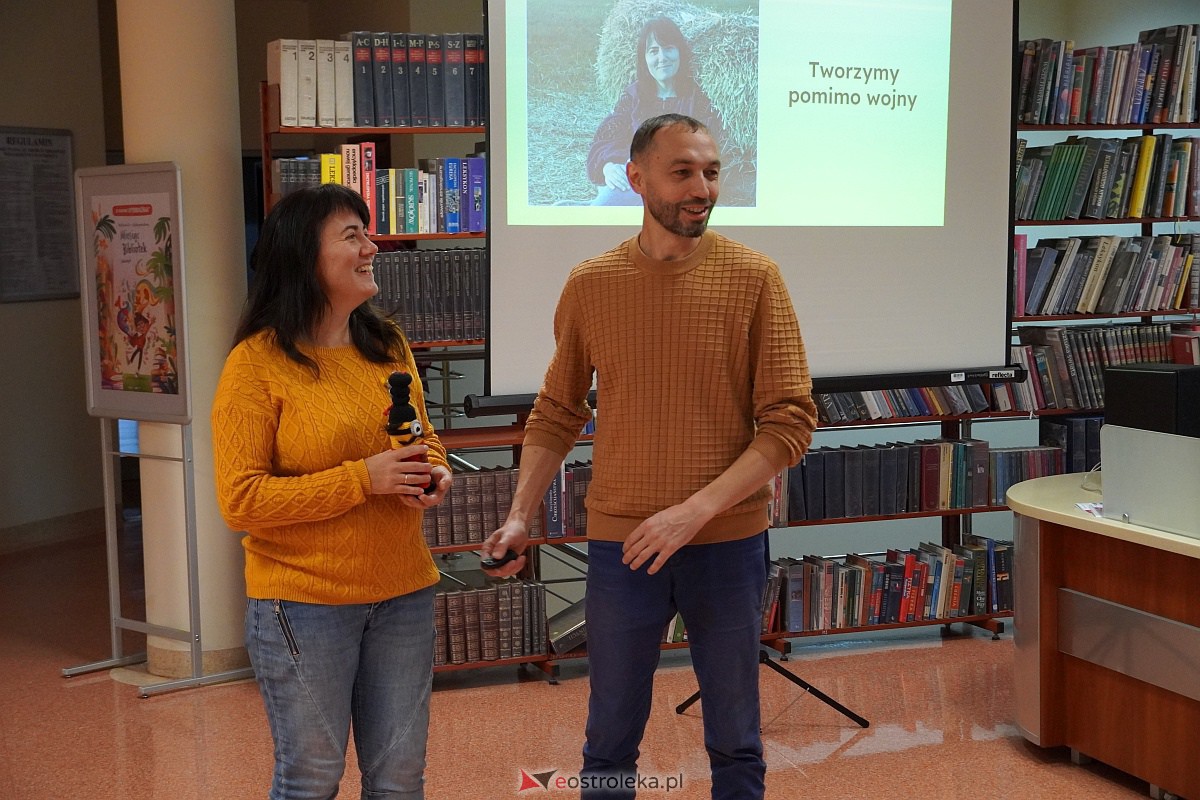 Spotkanie pn. Tworzymy pomimo wojny [21.10.2023] - zdjęcie #15 - eOstroleka.pl