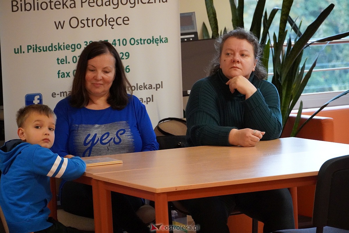 Spotkanie pn. Tworzymy pomimo wojny [21.10.2023] - zdjęcie #10 - eOstroleka.pl