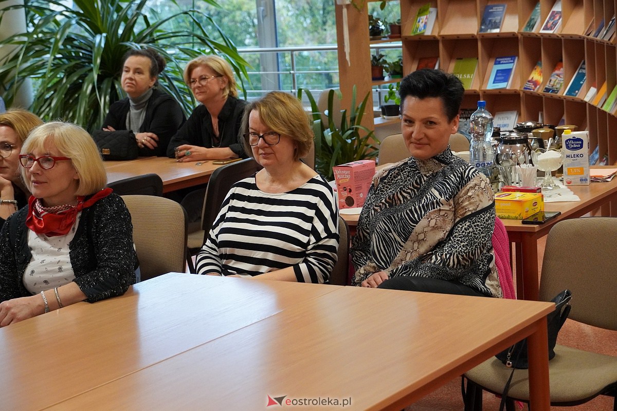 Spotkanie pn. Tworzymy pomimo wojny [21.10.2023] - zdjęcie #9 - eOstroleka.pl