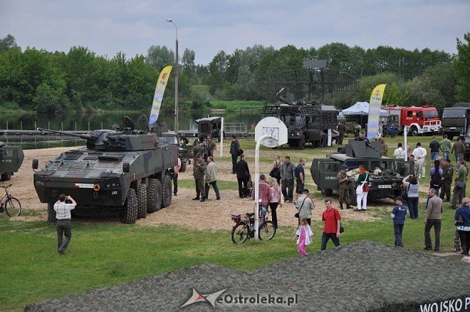 Militarny festyn na plaży (28.05.2011) - zdjęcie #6 - eOstroleka.pl