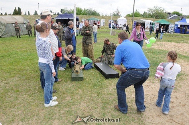 Militarny festyn na plaży (28.05.2011) - zdjęcie #83 - eOstroleka.pl