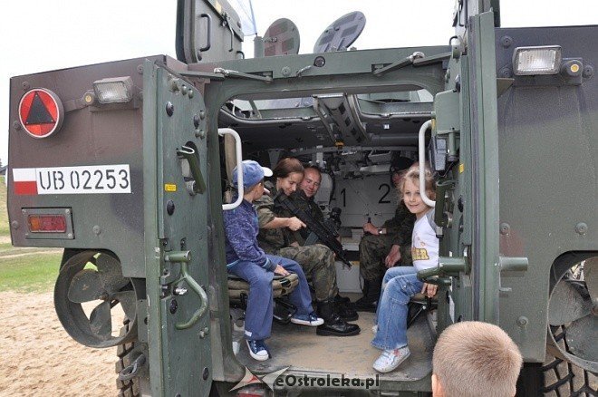 Militarny festyn na plaży (28.05.2011) - zdjęcie #73 - eOstroleka.pl