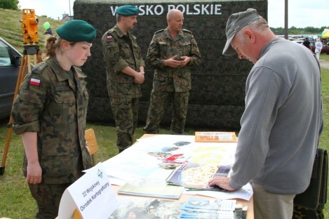 Militarny festyn na plaży (28.05.2011) - zdjęcie #30 - eOstroleka.pl