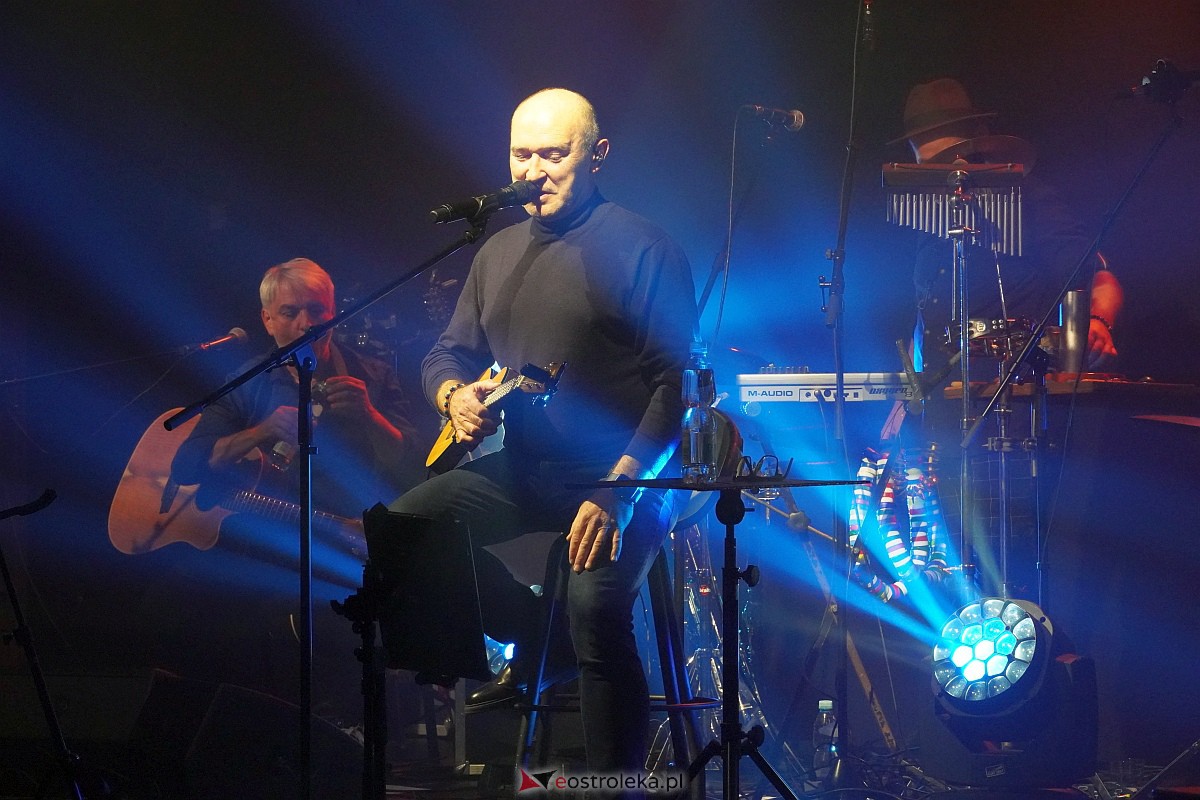 Koncert zespołu De Mono [21.10.2023] - zdjęcie #47 - eOstroleka.pl