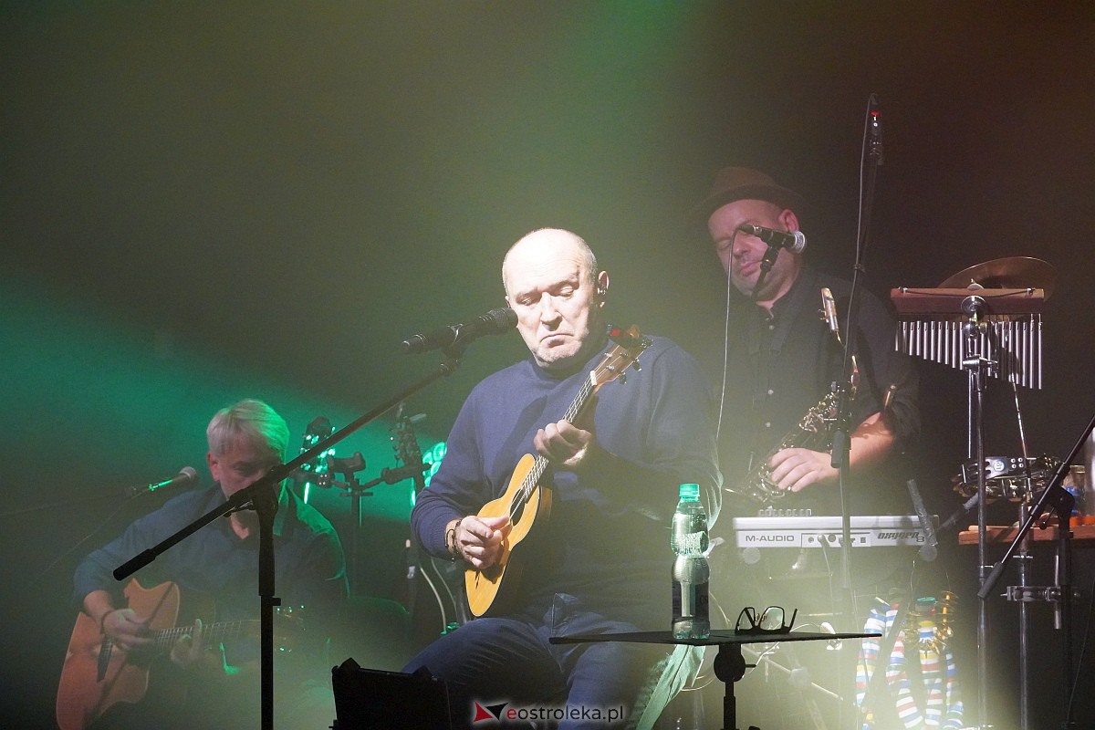 Koncert zespołu De Mono [21.10.2023] - zdjęcie #35 - eOstroleka.pl
