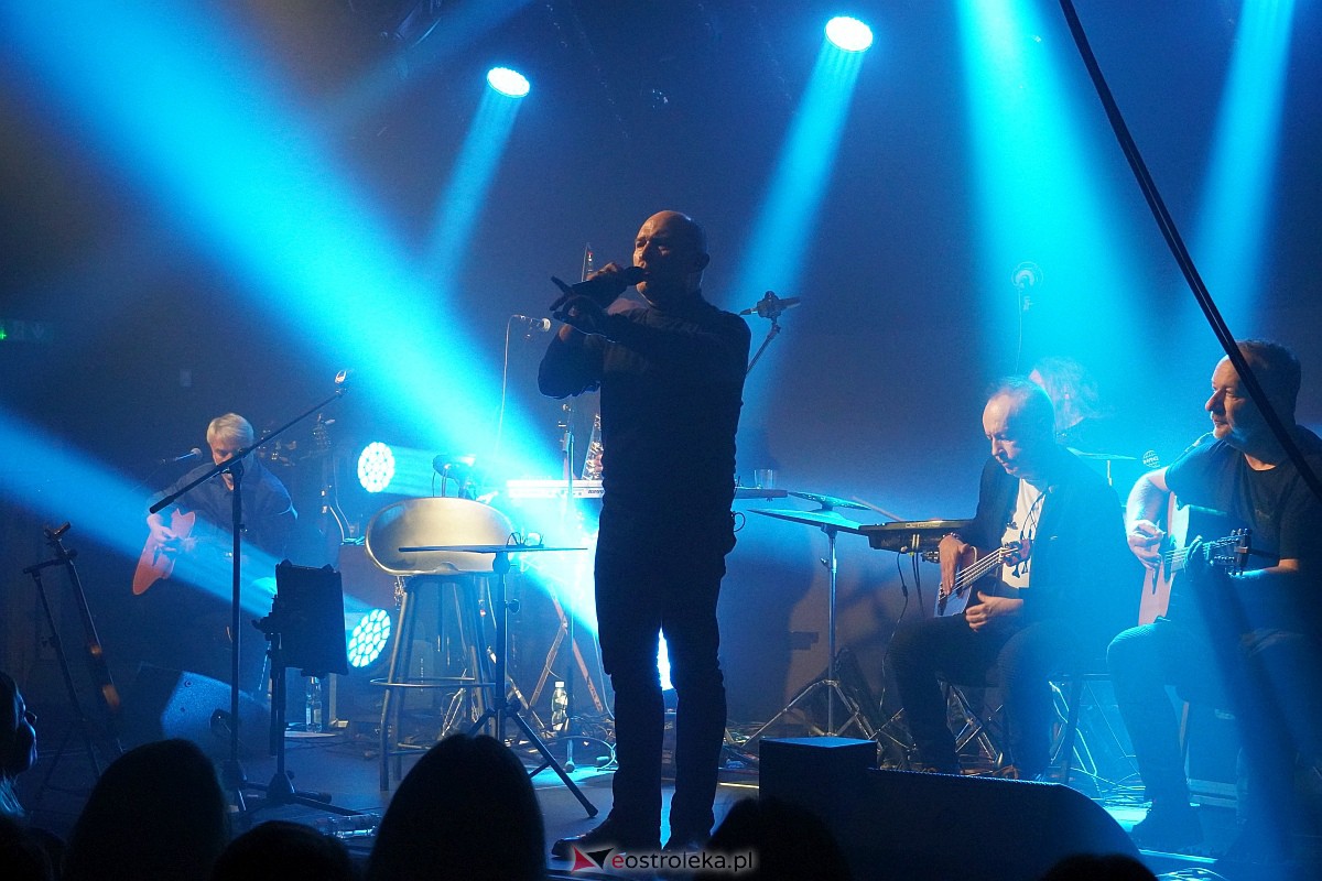 Koncert zespołu De Mono [21.10.2023] - zdjęcie #33 - eOstroleka.pl