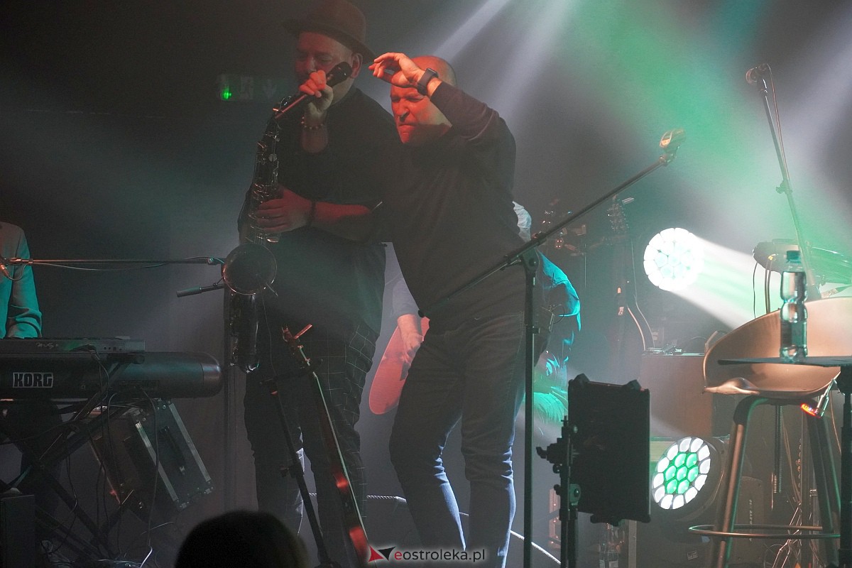 Koncert zespołu De Mono [21.10.2023] - zdjęcie #92 - eOstroleka.pl