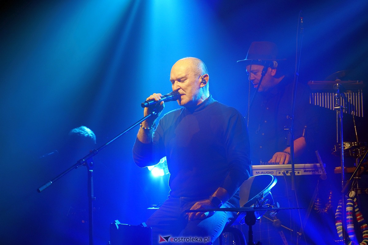 Koncert zespołu De Mono [21.10.2023] - zdjęcie #78 - eOstroleka.pl