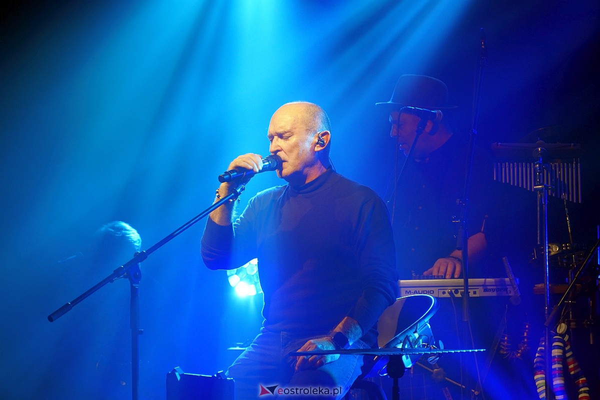 Koncert zespołu De Mono [21.10.2023] - zdjęcie #76 - eOstroleka.pl