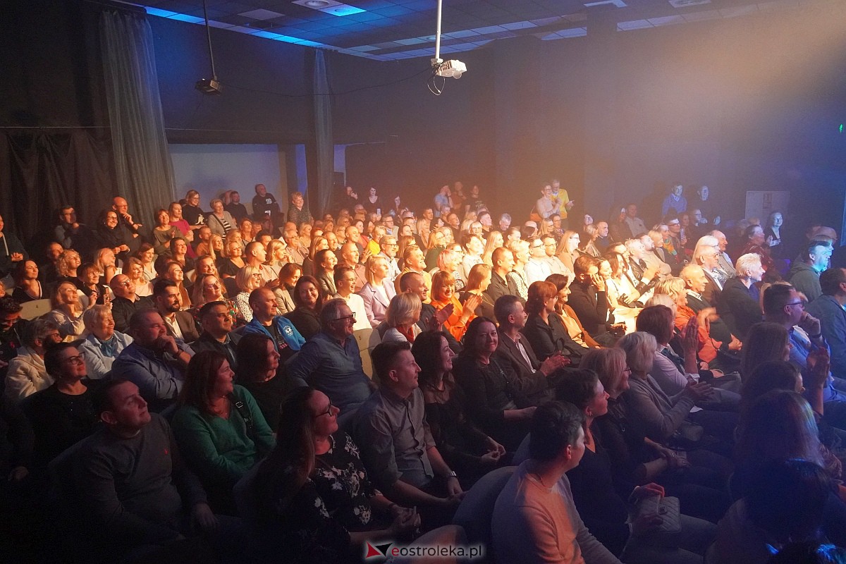 Koncert zespołu De Mono [21.10.2023] - zdjęcie #42 - eOstroleka.pl