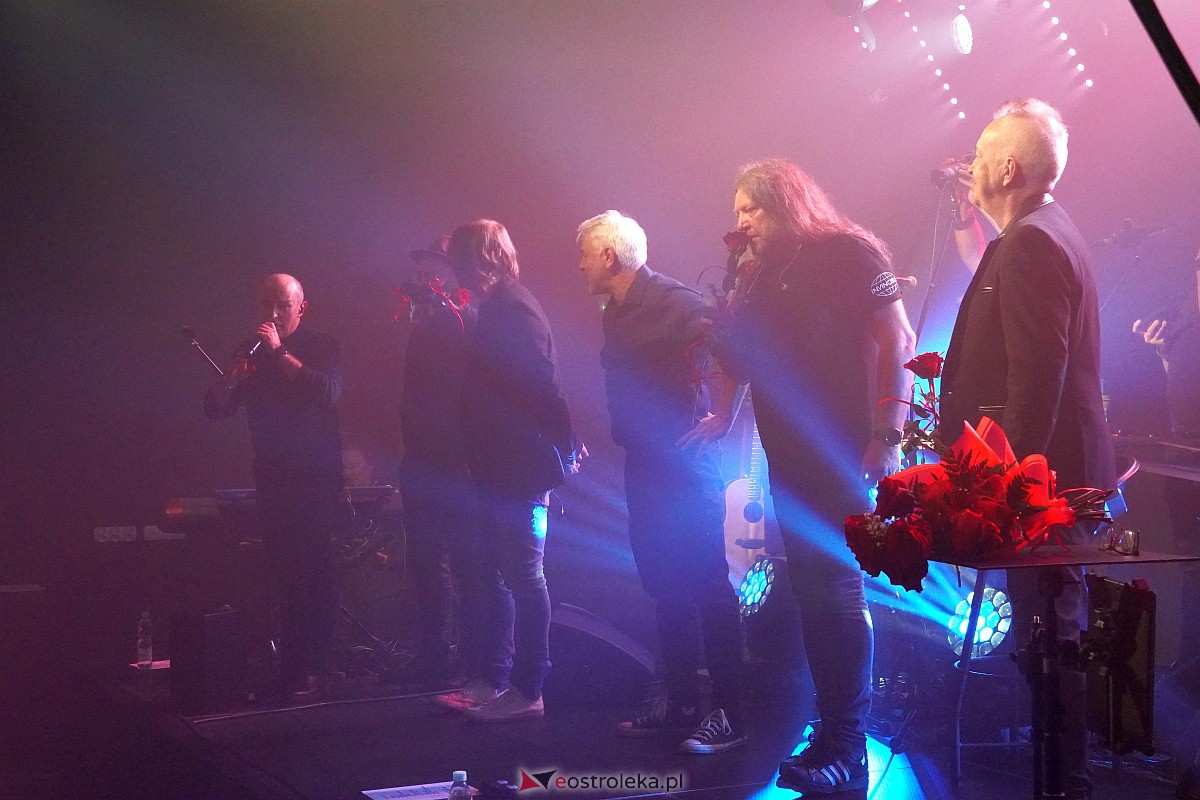 Koncert zespołu De Mono [21.10.2023] - zdjęcie #26 - eOstroleka.pl