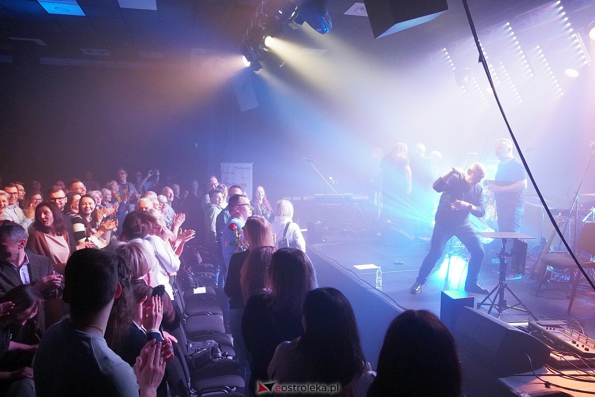 Koncert zespołu De Mono [21.10.2023] - zdjęcie #3 - eOstroleka.pl