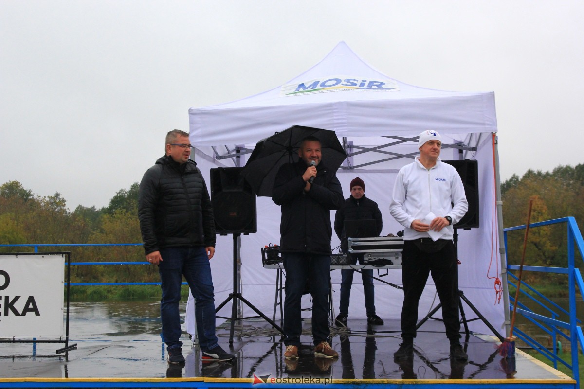 Rozpoczęcie sezonu na morsowanie w Ostrołęce [22.10.2023] - zdjęcie #102 - eOstroleka.pl