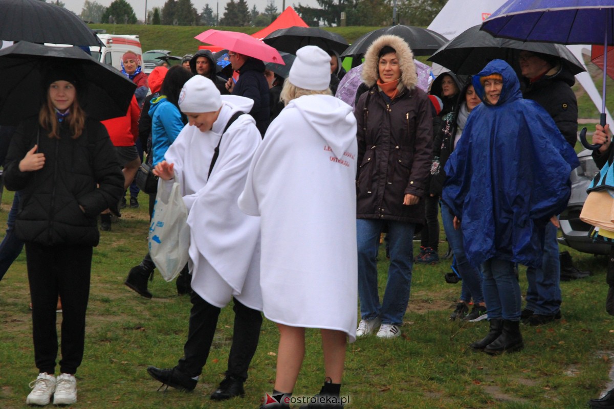 Rozpoczęcie sezonu na morsowanie w Ostrołęce [22.10.2023] - zdjęcie #88 - eOstroleka.pl