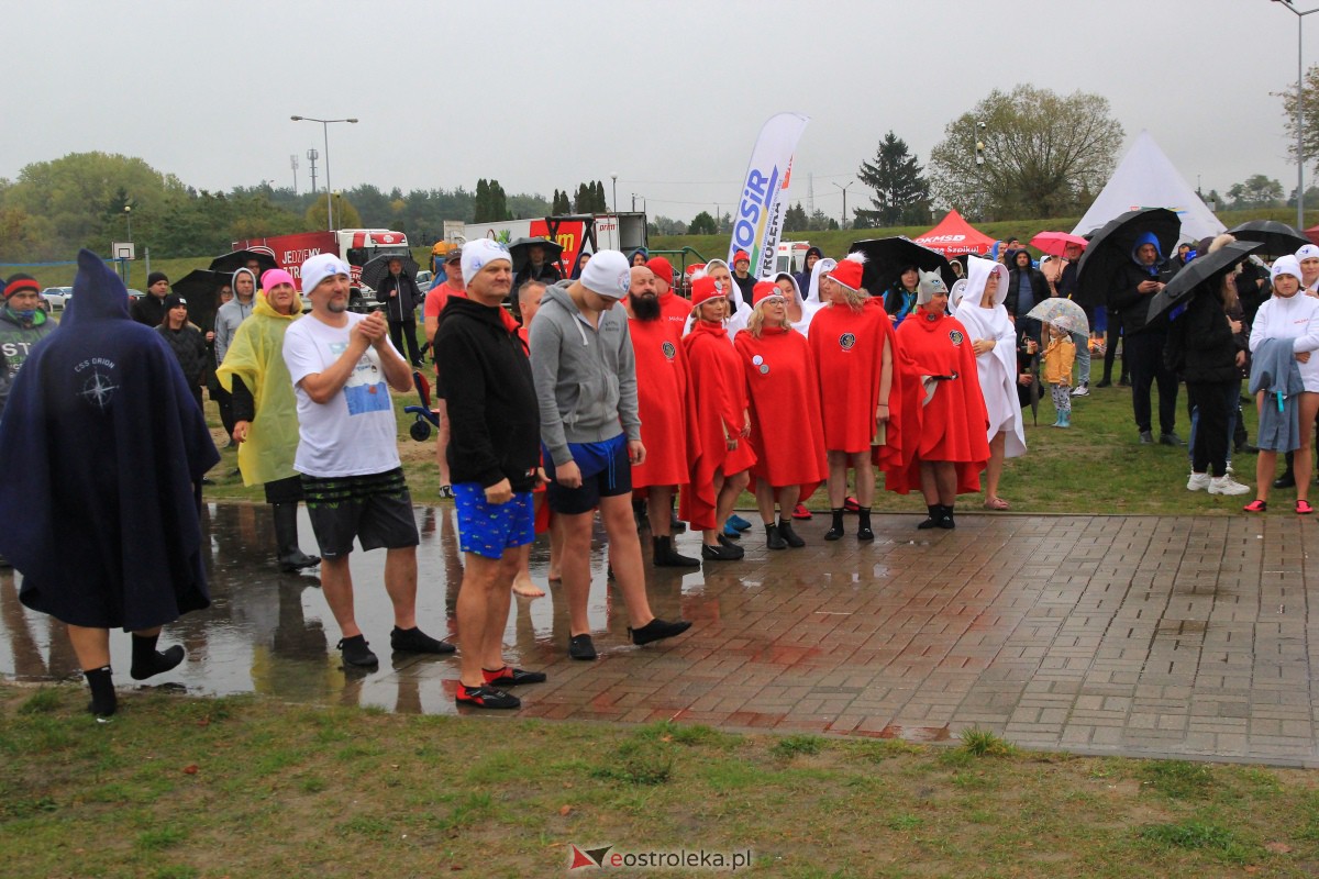 Rozpoczęcie sezonu na morsowanie w Ostrołęce [22.10.2023] - zdjęcie #74 - eOstroleka.pl