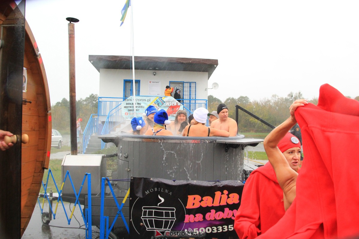 Rozpoczęcie sezonu na morsowanie w Ostrołęce [22.10.2023] - zdjęcie #5 - eOstroleka.pl