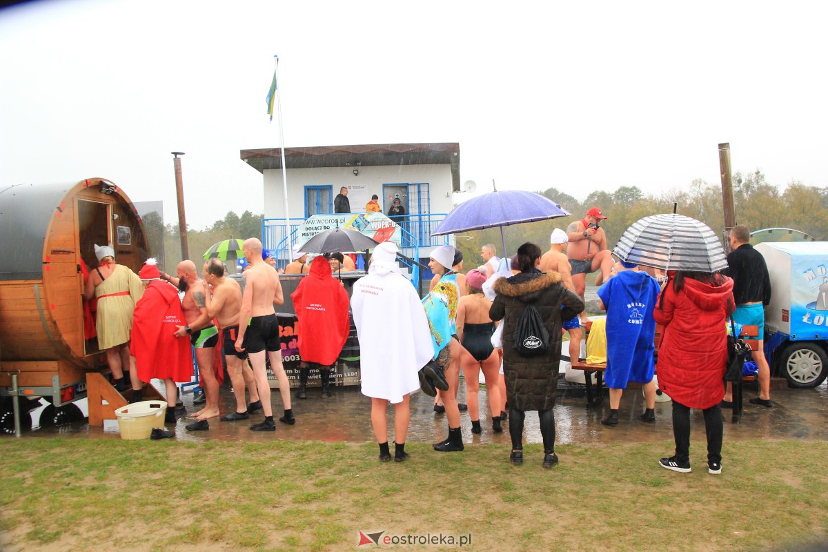 Rozpoczęcie sezonu na morsowanie w Ostrołęce [22.10.2023] - zdjęcie #48 - eOstroleka.pl