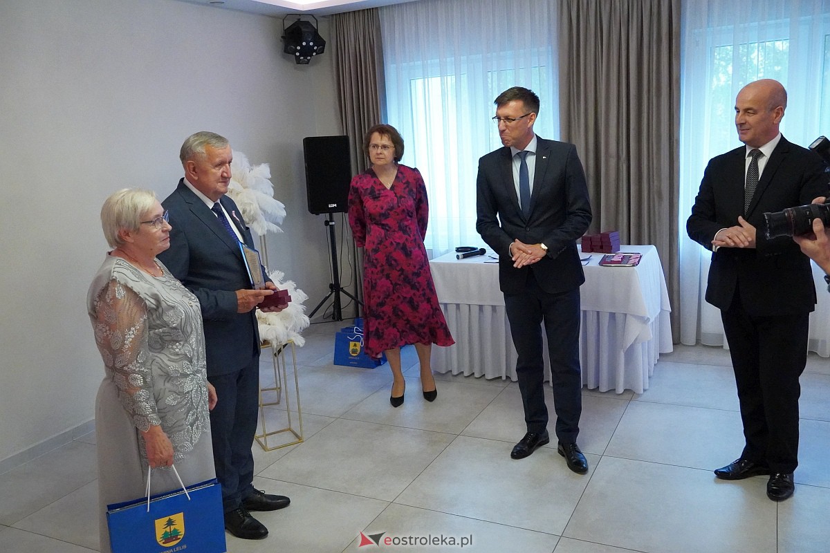 Złote Gody małżeńskie w Lelisie [22.10.2023] - zdjęcie #66 - eOstroleka.pl