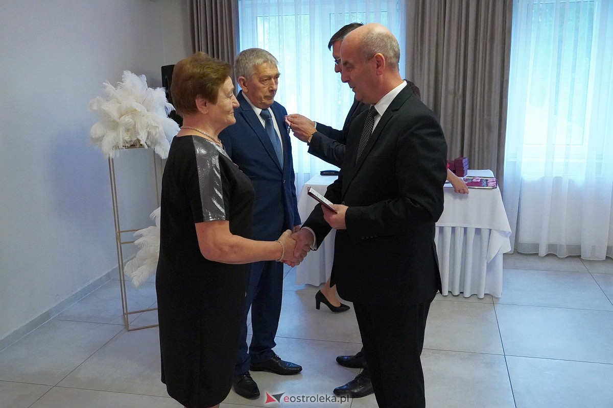 Złote Gody małżeńskie w Lelisie [22.10.2023] - zdjęcie #63 - eOstroleka.pl