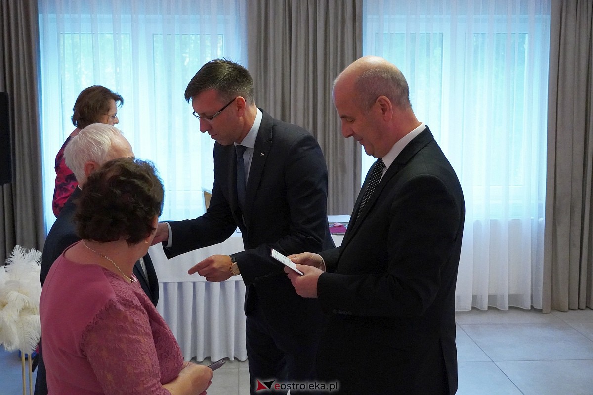 Złote Gody małżeńskie w Lelisie [22.10.2023] - zdjęcie #58 - eOstroleka.pl