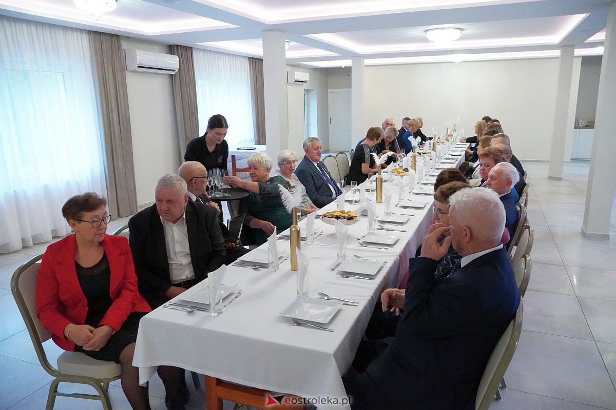 Złote Gody małżeńskie w Lelisie [22.10.2023] - zdjęcie #49 - eOstroleka.pl