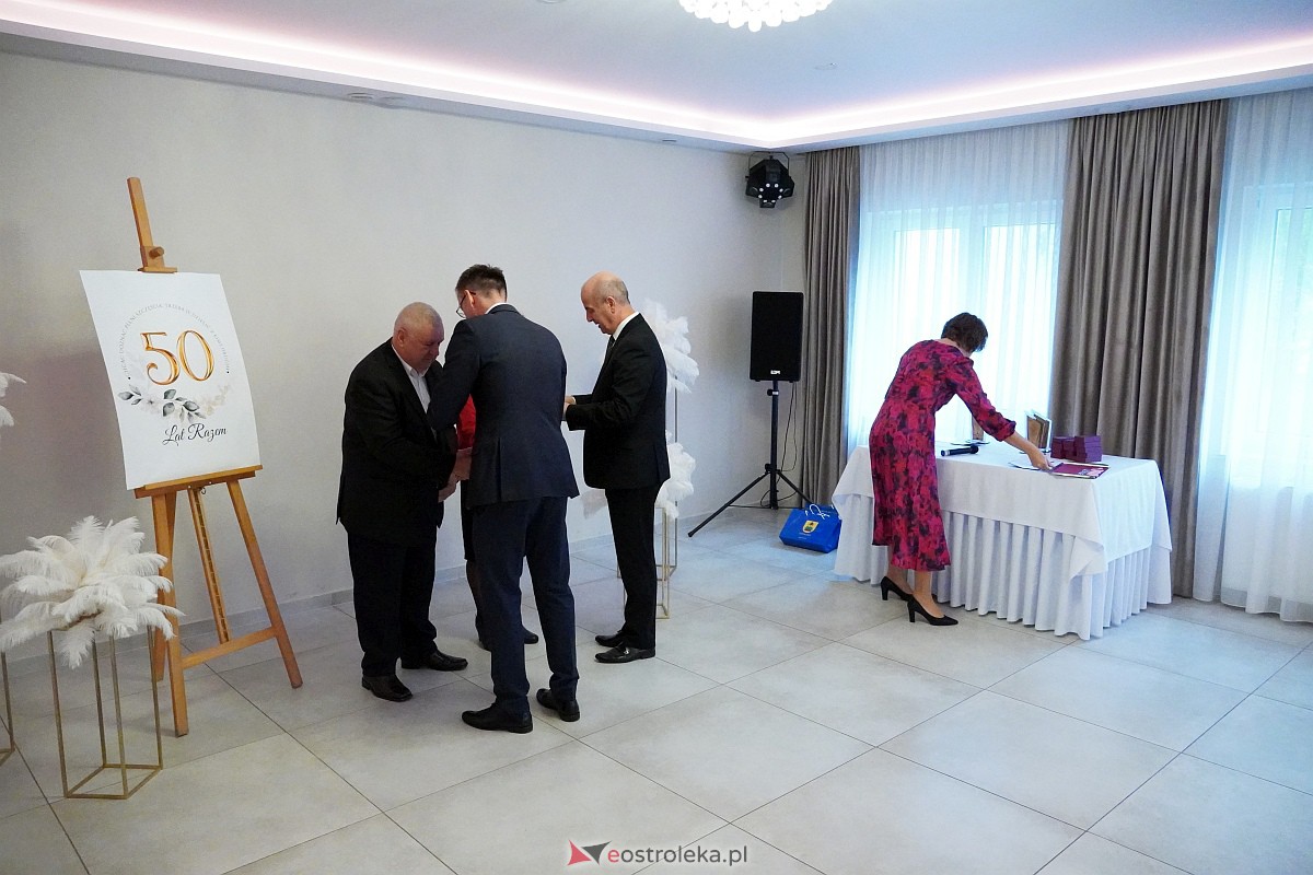 Złote Gody małżeńskie w Lelisie [22.10.2023] - zdjęcie #37 - eOstroleka.pl