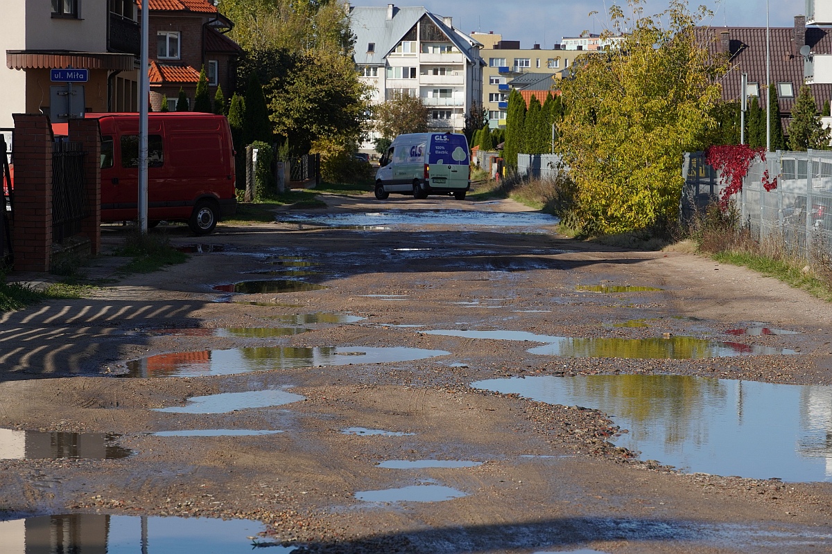 Mieszkańcy pytają: “Kiedy przebudowane zostaną ulicy Markowskiego, Niemena i Przytulna?” [23.10.2023] - zdjęcie #13 - eOstroleka.pl