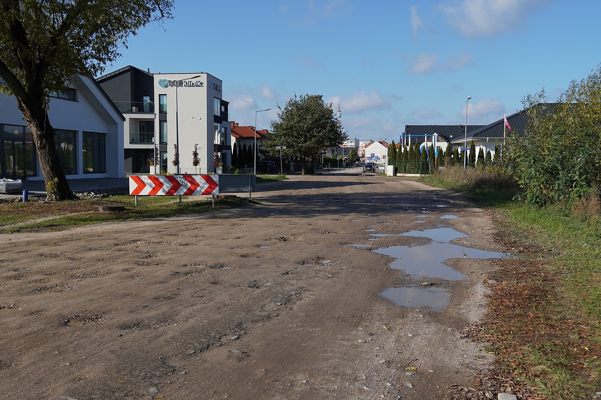 Mieszkańcy pytają: “Kiedy przebudowane zostaną ulicy Markowskiego, Niemena i Przytulna?” [23.10.2023] - zdjęcie #18 - eOstroleka.pl