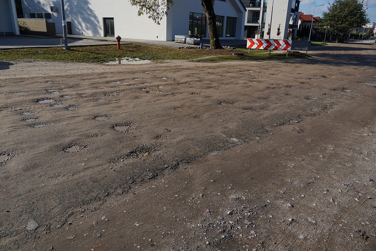 Mieszkańcy pytają: “Kiedy przebudowane zostaną ulicy Markowskiego, Niemena i Przytulna?” [23.10.2023] - zdjęcie #19 - eOstroleka.pl
