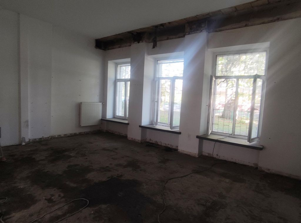 Remont budynku przy Dywizjonu 303. Powstanie biblioteka i klub seniora [24.10.2023] - zdjęcie #7 - eOstroleka.pl