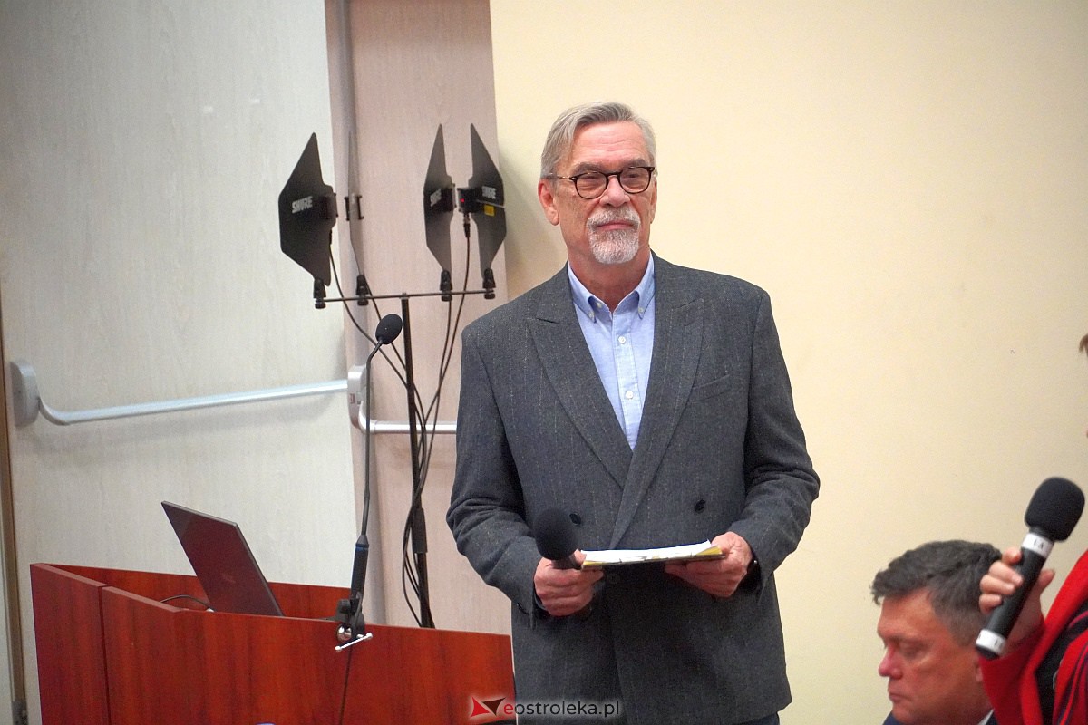 VIII Sejmik Senioralny Województwa Mazowieckiego poświęcony pozamedycznemu wymiarowi profilaktyki zdrowotnej oraz roli czasu wolnego seniora [26.10.2023] - zdjęcie #32 - eOstroleka.pl