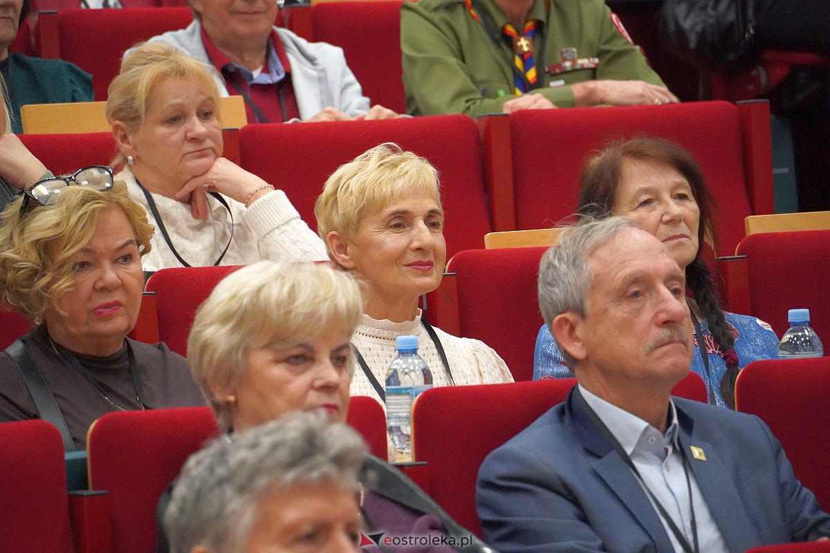 VIII Sejmik Senioralny Województwa Mazowieckiego poświęcony pozamedycznemu wymiarowi profilaktyki zdrowotnej oraz roli czasu wolnego seniora [26.10.2023] - zdjęcie #11 - eOstroleka.pl