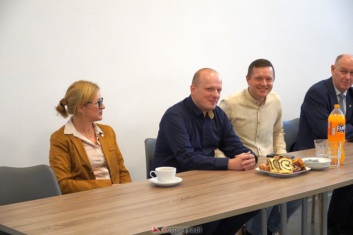 „Dobry Pracodawca” 2023. Nagrody starosty ostrołęckiego trafiły do laureatów [27.10.2023] - zdjęcie #70 - eOstroleka.pl