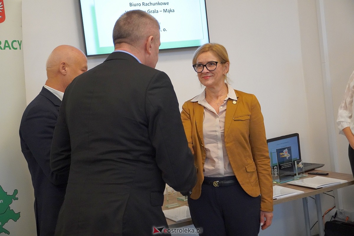 „Dobry Pracodawca” 2023. Nagrody starosty ostrołęckiego trafiły do laureatów [27.10.2023] - zdjęcie #56 - eOstroleka.pl