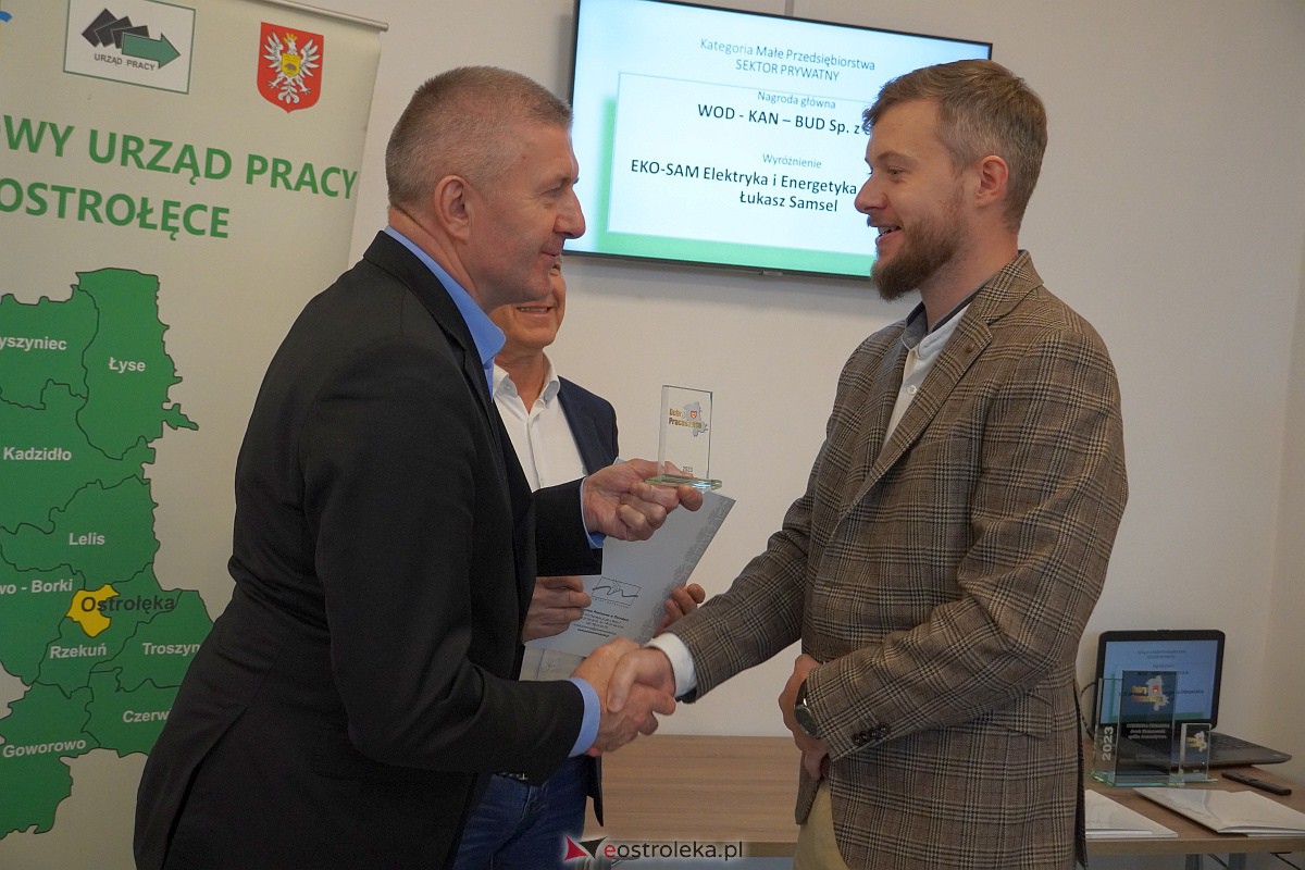 „Dobry Pracodawca” 2023. Nagrody starosty ostrołęckiego trafiły do laureatów [27.10.2023] - zdjęcie #35 - eOstroleka.pl