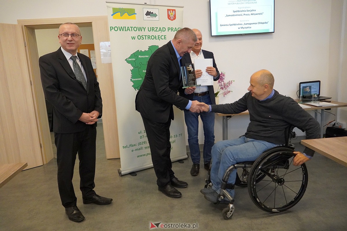 „Dobry Pracodawca” 2023. Nagrody starosty ostrołęckiego trafiły do laureatów [27.10.2023] - zdjęcie #28 - eOstroleka.pl