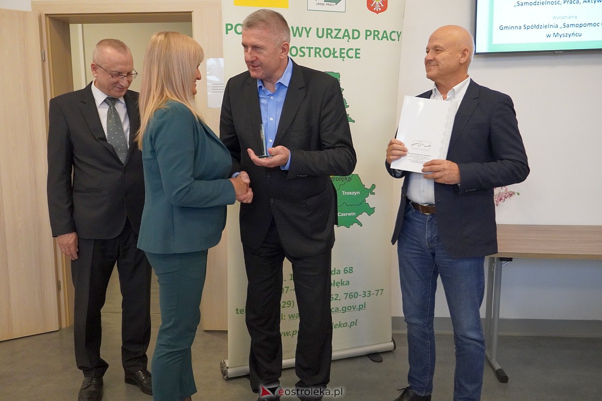 „Dobry Pracodawca” 2023. Nagrody starosty ostrołęckiego trafiły do laureatów [27.10.2023] - zdjęcie #20 - eOstroleka.pl