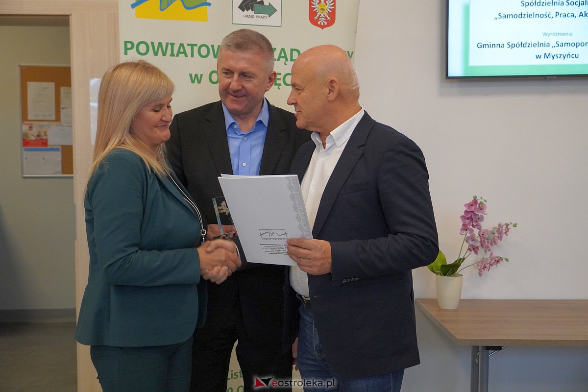 „Dobry Pracodawca” 2023. Nagrody starosty ostrołęckiego trafiły do laureatów [27.10.2023] - zdjęcie #17 - eOstroleka.pl