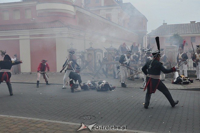 Inscenizacja historyczna obrony Klasztoru 28.05.2011 - zdjęcie #81 - eOstroleka.pl