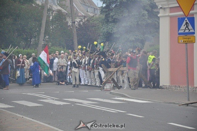 Inscenizacja historyczna obrony Klasztoru 28.05.2011 - zdjęcie #105 - eOstroleka.pl