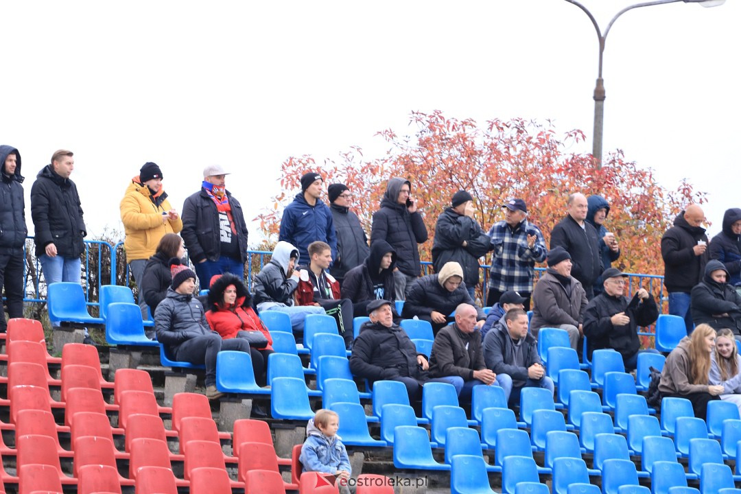 Narew Ostrołęka - MKS Przasnysz [28.10.2023] - zdjęcie #10 - eOstroleka.pl