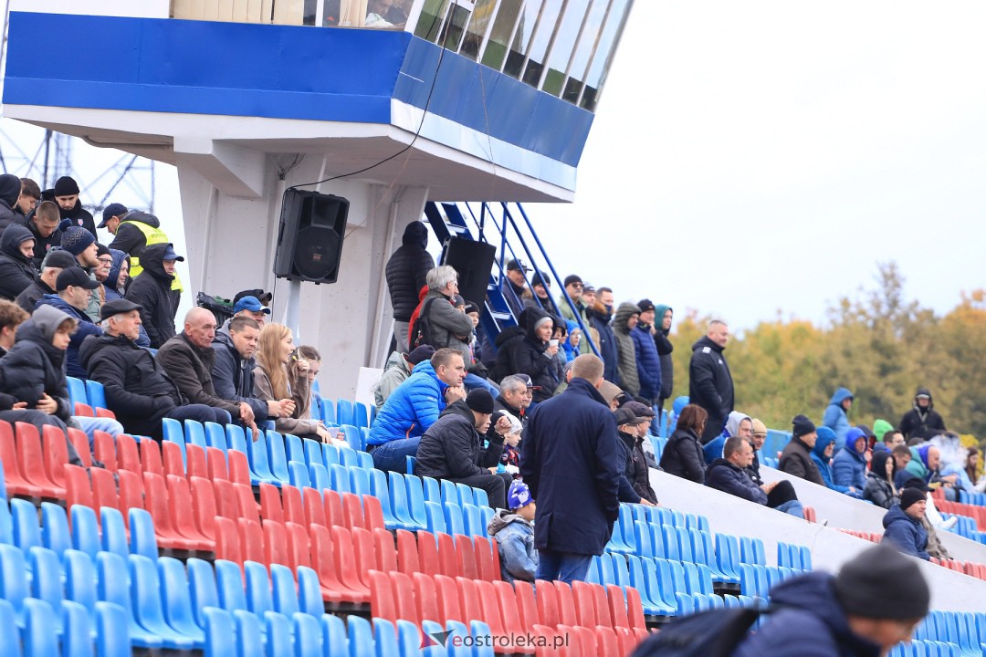 Narew Ostrołęka - MKS Przasnysz [28.10.2023] - zdjęcie #1 - eOstroleka.pl