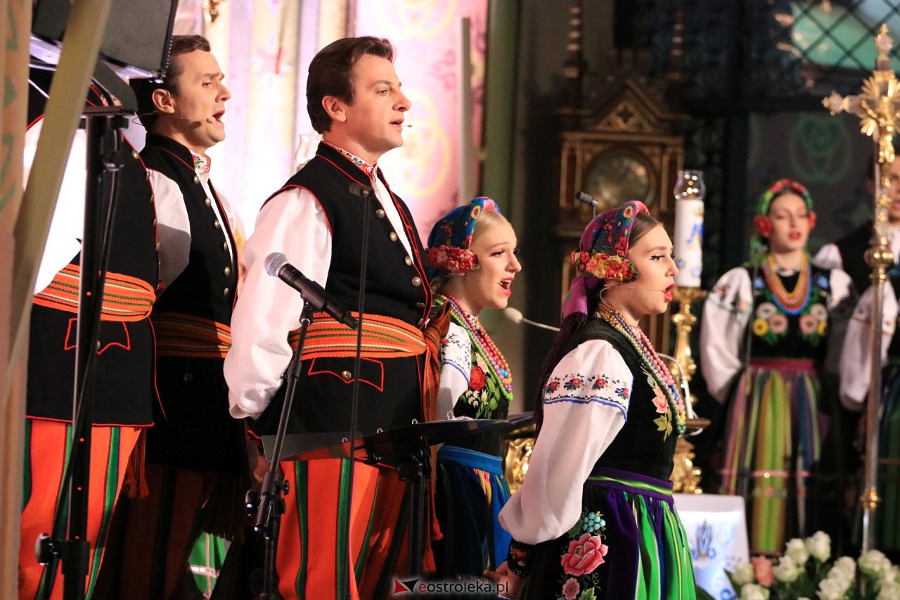 Koncert zespołu Mazowsze w Myszyńcu [28.10.2023] - zdjęcie #113 - eOstroleka.pl