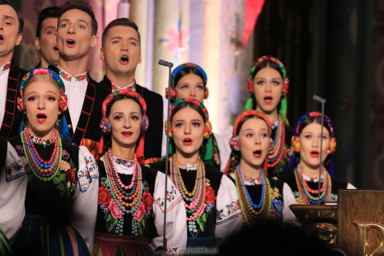 Koncert zespołu Mazowsze w Myszyńcu [28.10.2023] - zdjęcie #100 - eOstroleka.pl